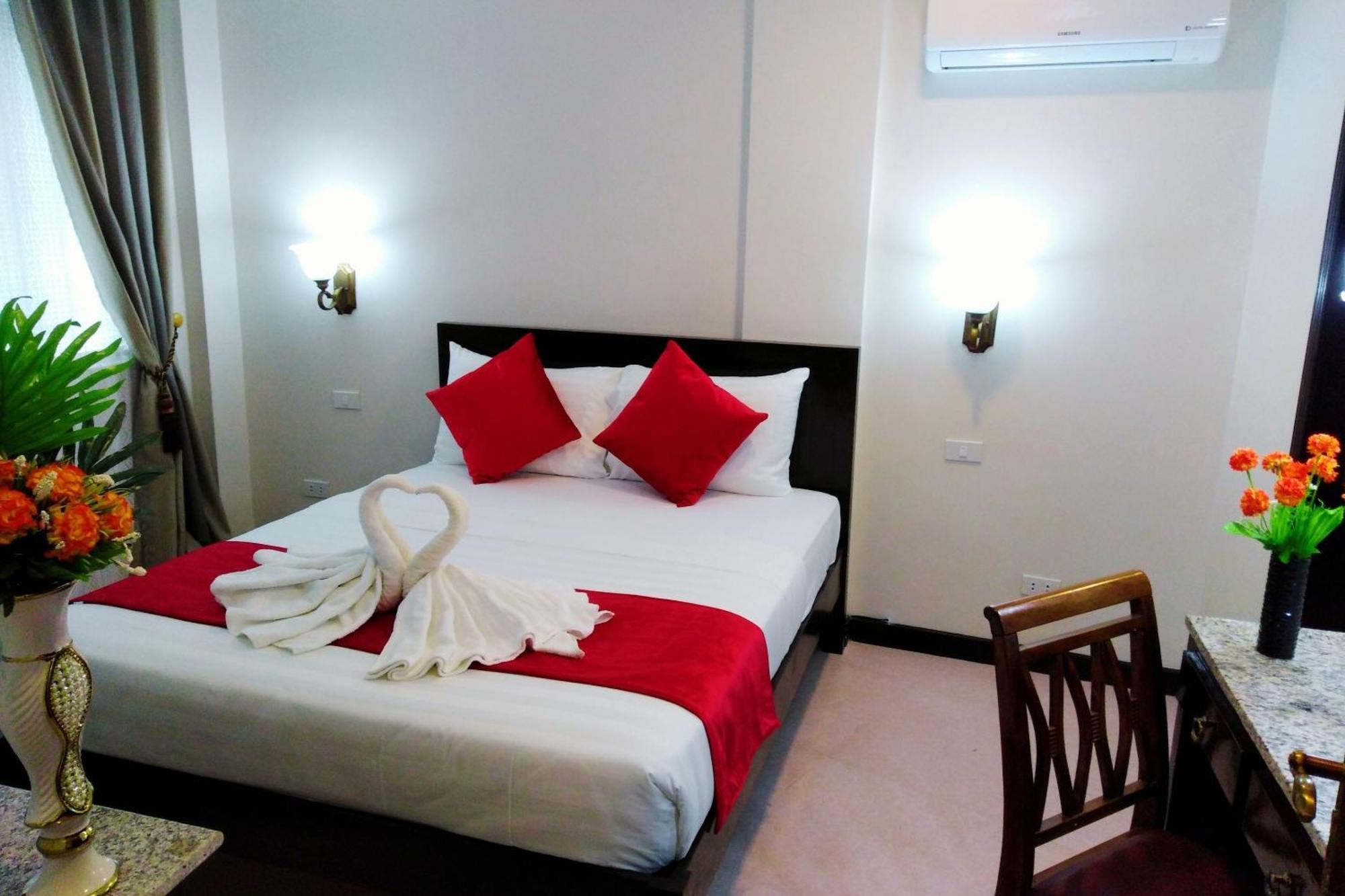 Venezia Suites Hotel Iloilo Стая снимка