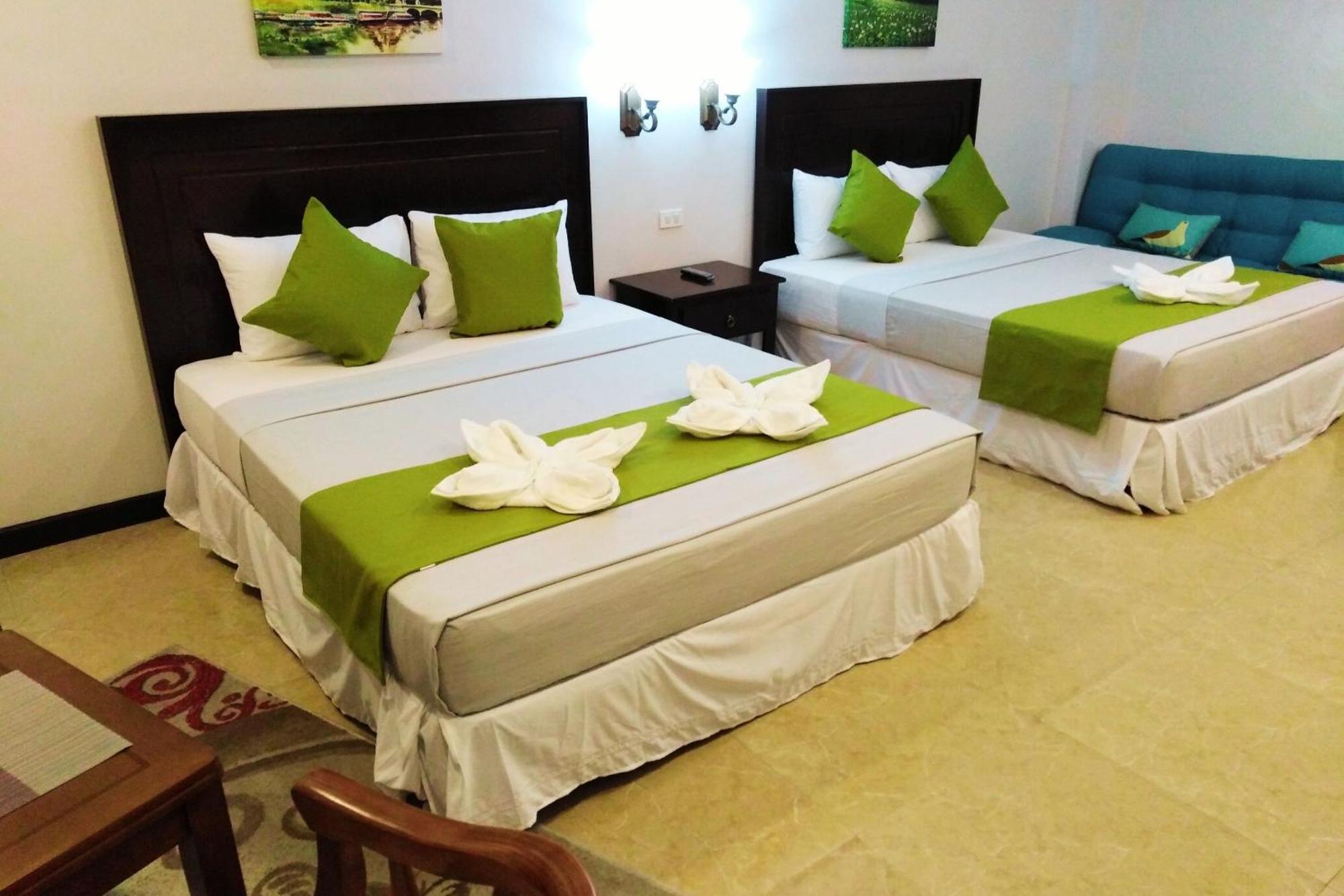 Venezia Suites Hotel Iloilo Стая снимка